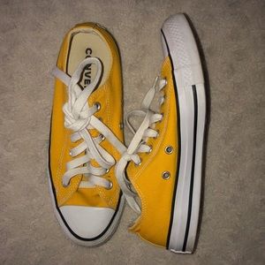 Yellow Converse Size 7.5
